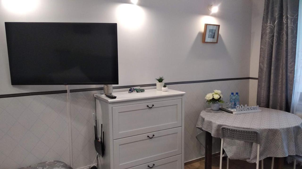 Studio Lux Gaj By Apartamenty Na Dni Wroclaw Luaran gambar