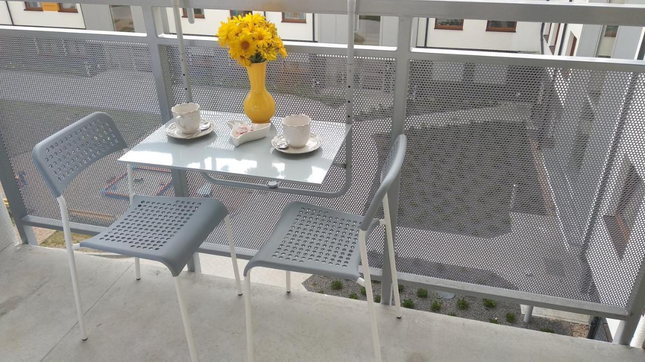 Studio Lux Gaj By Apartamenty Na Dni Wroclaw Luaran gambar