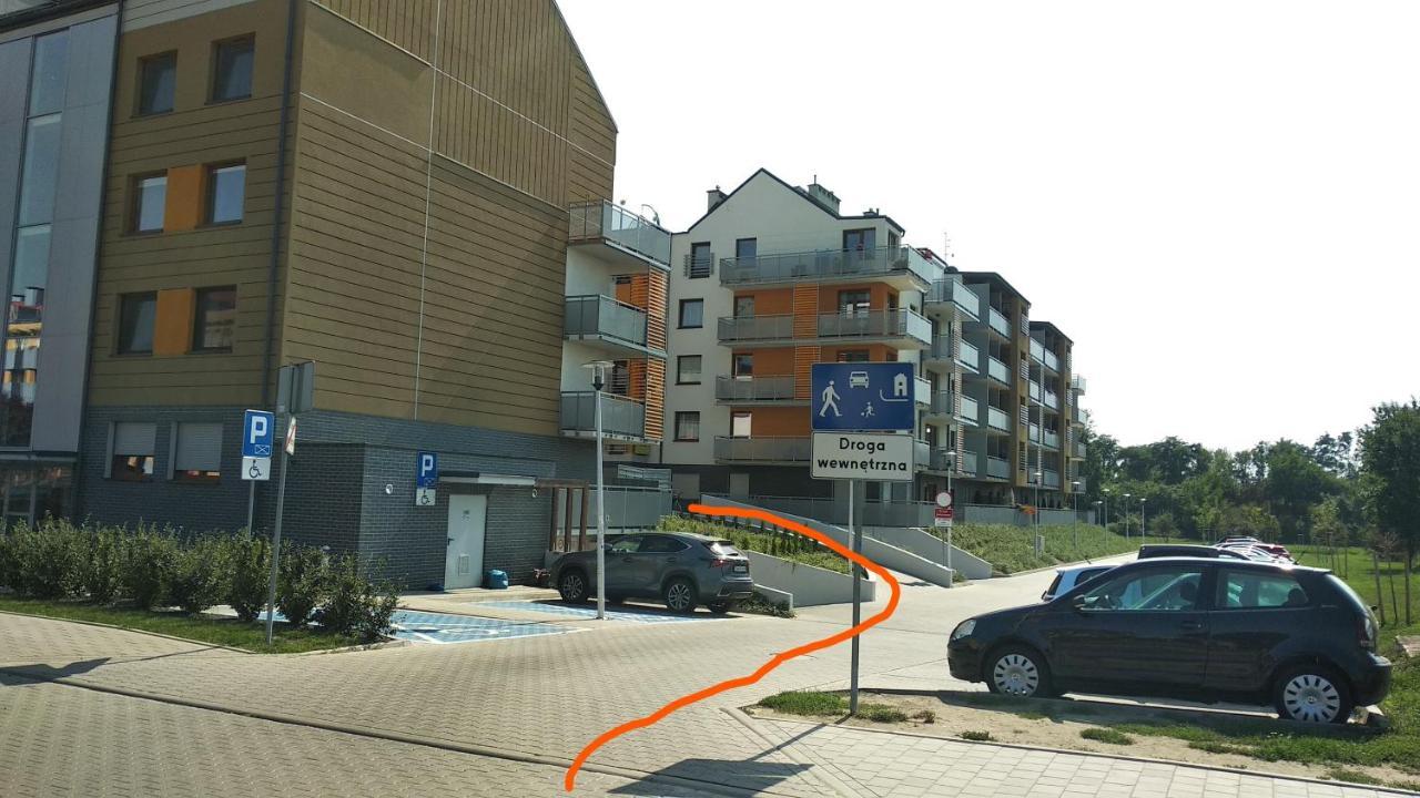 Studio Lux Gaj By Apartamenty Na Dni Wroclaw Luaran gambar